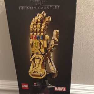 LEGO Infinity Gauntlet - Gold